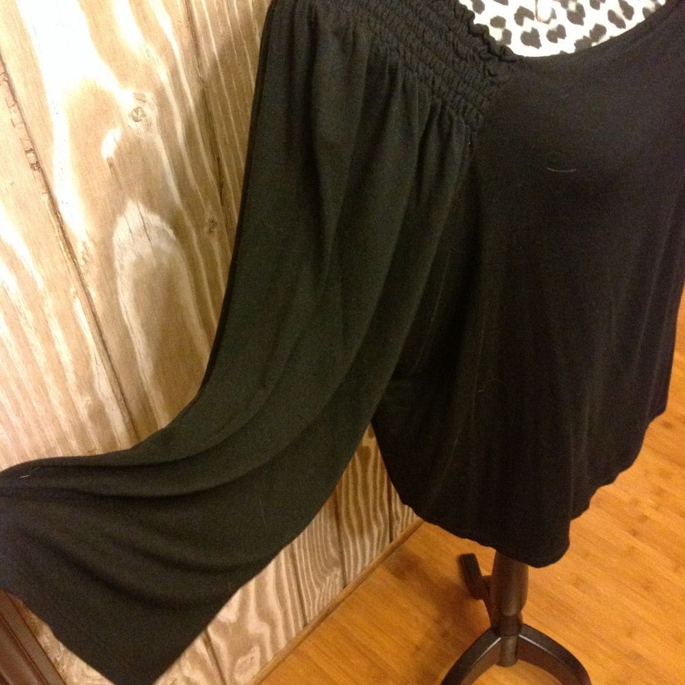 IMAN Off or On Shoulder NEW WITH TAGS Top - Picture 5 of 8